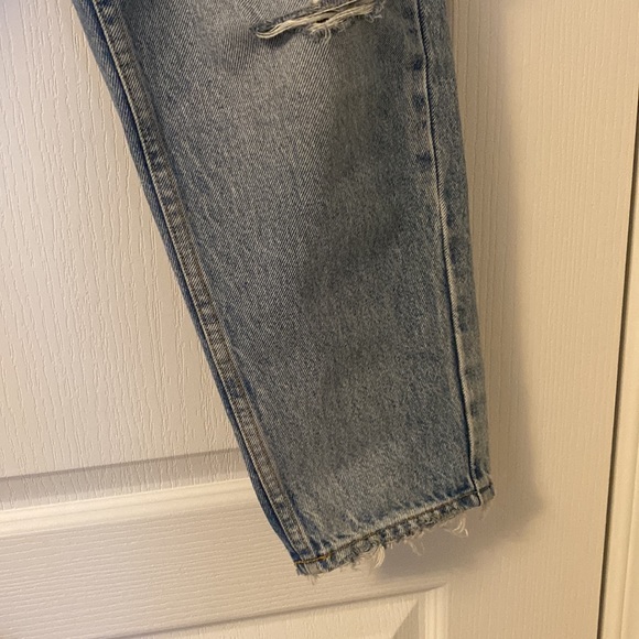 Zara Ripped Mom Fit Jeans - Picture 5 of 6